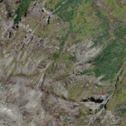 Satellite imagery of Cerro Carncross, CL