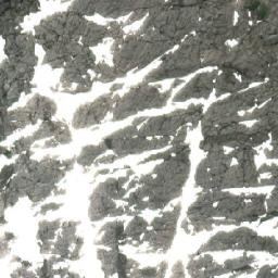 Satellite imagery of Cerro Pirámide, CL