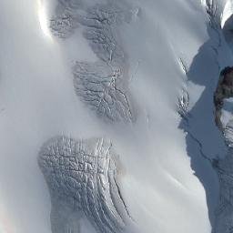 Satellite imagery of Cerro Dalla Vedova, CL