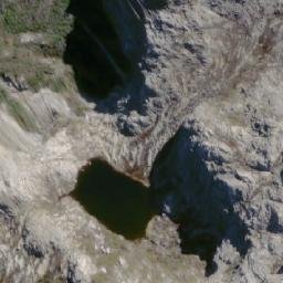 Satellite imagery of Monte Los Tres Moreno, AR