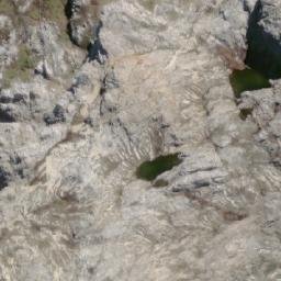 Satellite imagery of Monte Los Tres Moreno, AR