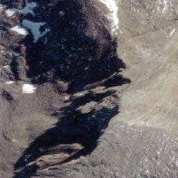 Satellite imagery of Cerro Cóndor, AR