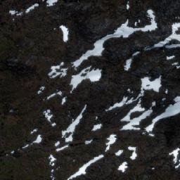 Satellite imagery of Cerro Robinson, CL