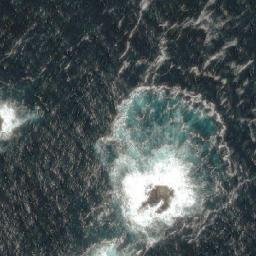 Satellite imagery of Islotes Sandwich, CL