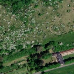 Château de Val-Freneuse (également sur commune de Freneuse)