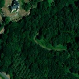 Château de Mausson composé d'un corps de logis et de diverses parties ruinées