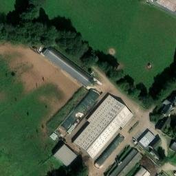 Ancien château de la Villeneuve, dit ferme du Gros Chêne