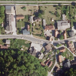 Posnetek iz zraka — Laznica