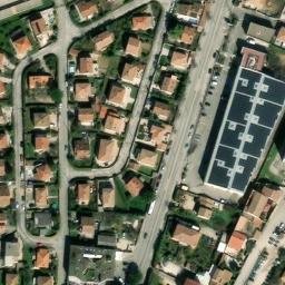 Piscine Municipale Bassin Mixte De Natation Gardanne 13120