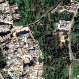 Mappa satellitare PIAZZA ARMANDO PEROTTI, Castro