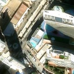 Vista aérea del parking cubierto de Av. Europa 2, junto a Suitopía