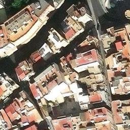 Vista aérea de Parking EntrePuentes (Orihuela)