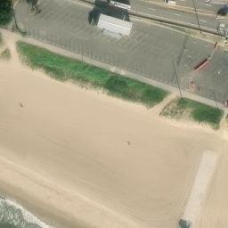 Sand Volleyball Court, Pacific Palisades, CA — aerial view