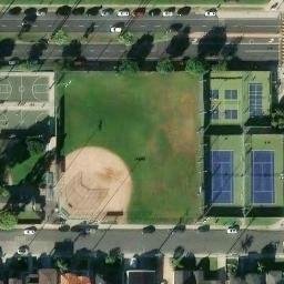 Sand Volleyball Court, Manhattan Beach, CA — aerial view