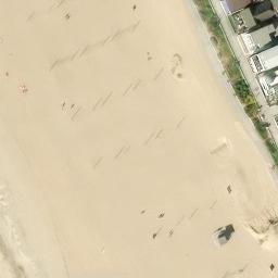 Sand Volleyball Court, Manhattan Beach, CA — aerial view