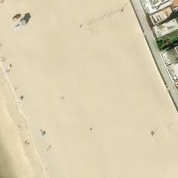 Sand Volleyball Court, Hermosa Beach, CA — aerial view