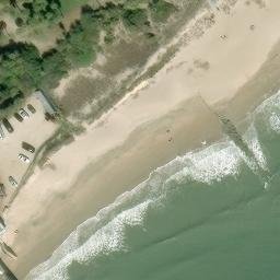 Grass Volleyball Court — aerial view