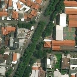 Lapangan SMP Negeri 17 Surabaya — aerial view
