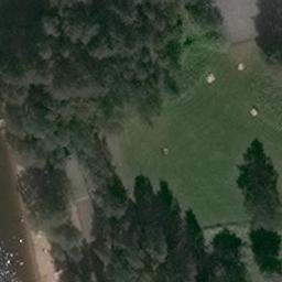 Suomensaaren uimarannan beach volley -kenttä — aerial view