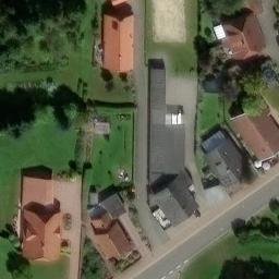 Sand Volleyball Court, Apen — aerial view