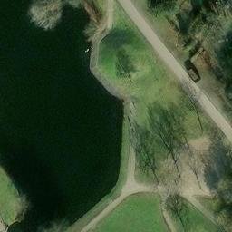 Öffentliches Beachvolleyballfeld — aerial view