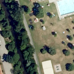 Beachvolleyball (Freibad) — aerial view