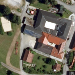 Beachvolleyballfeld der Aignerei — aerial view