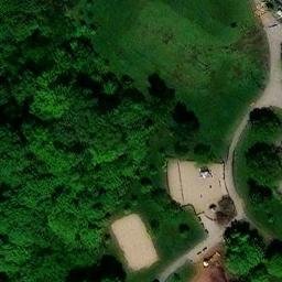 Côte-des-Neiges–Notre-Dame-de-Grâce Beach Volleyball Court — aerial view