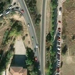 Volleyball Court near Alcalá de Henares — aerial view