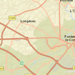 Fontenay-le-Comte Street Map