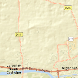 Laroche-Saint-Cydroine Street Map