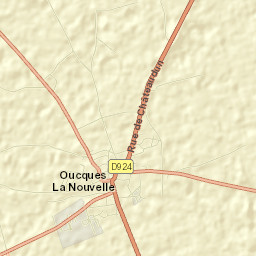 Oucques Street Map