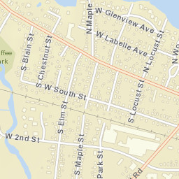 305 North Locust Street, Oconomowoc, WI Street Map